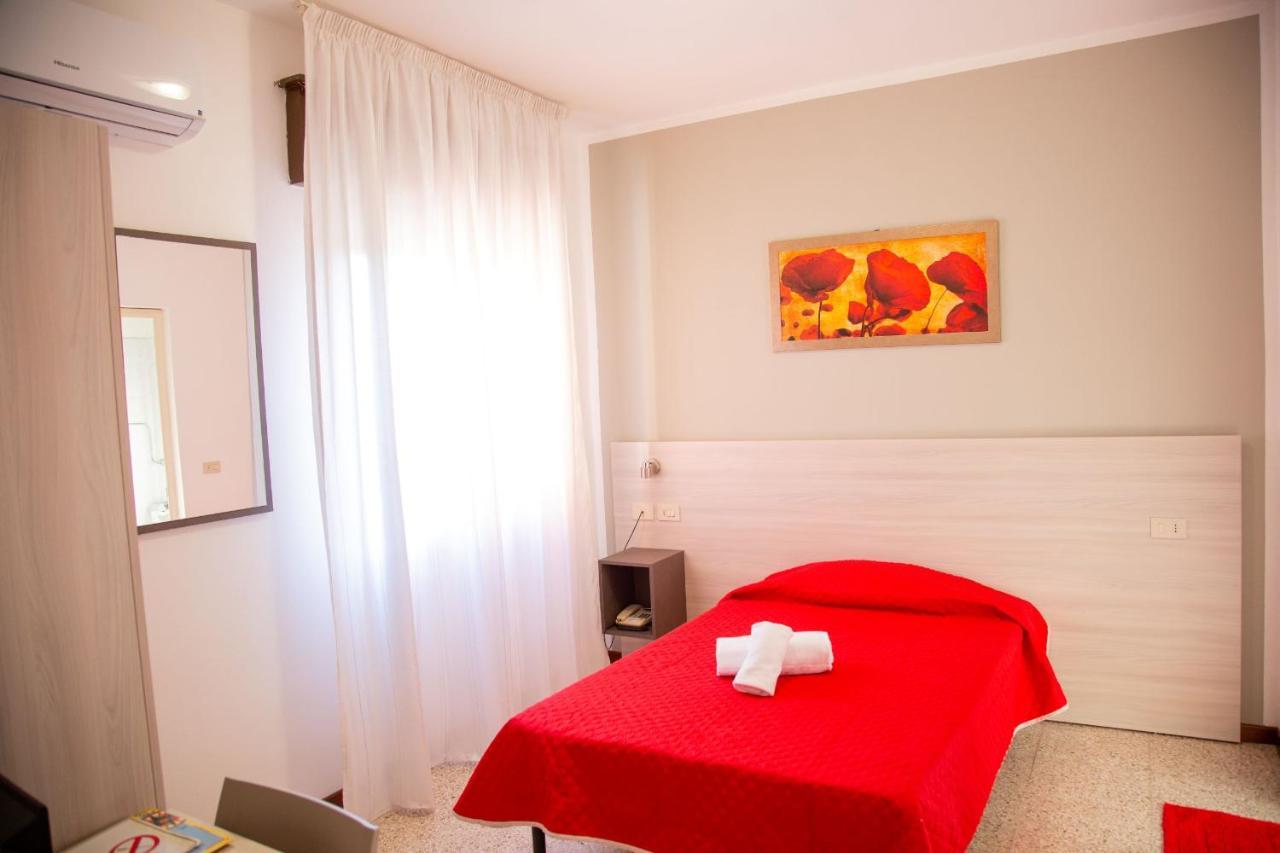 Hotel Laura 카발리노 외부 사진